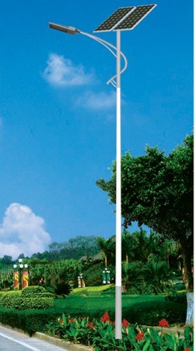 廠家直供太陽能路燈 LED路燈 太陽能風光互補燈 路燈廠家設計方案